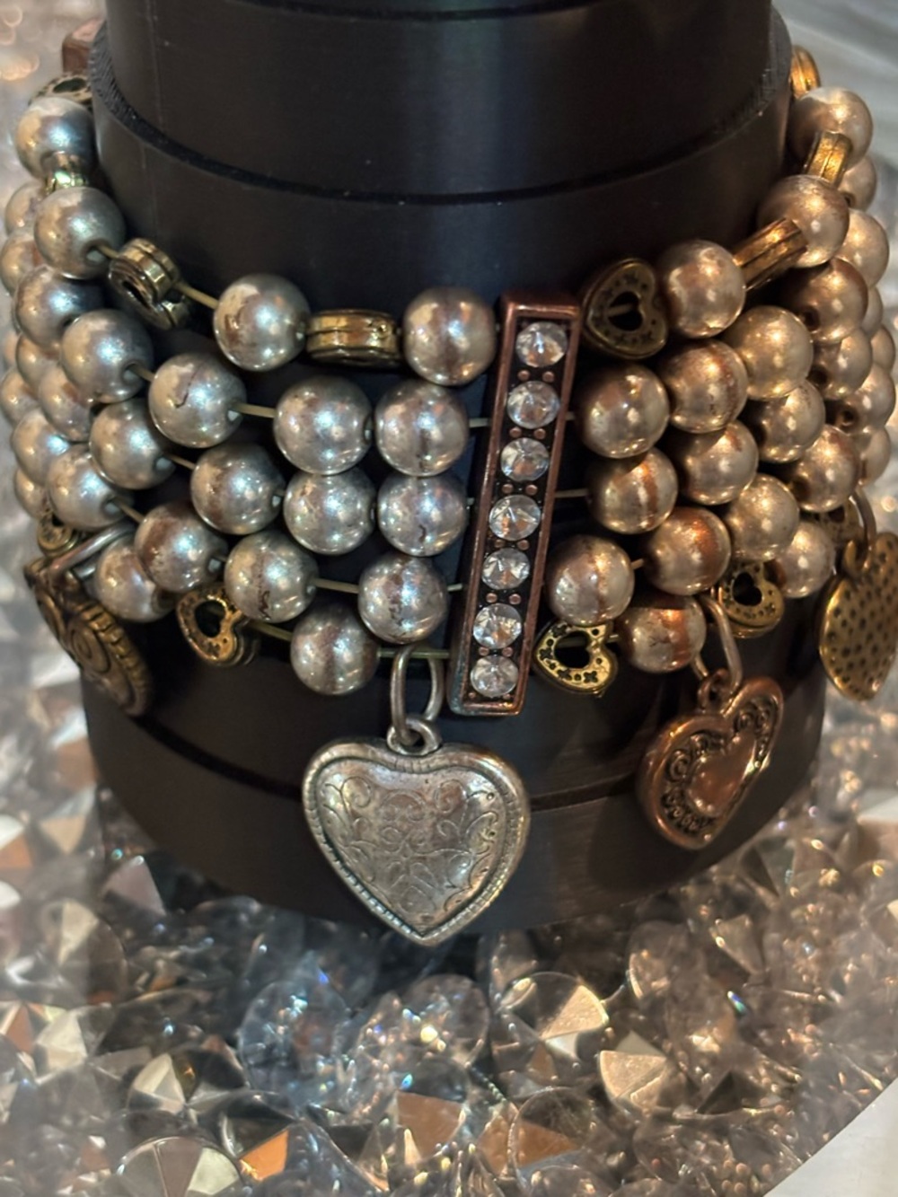 ✨ Vintage Stretchy Multi-Strand Heart Charm Bracelet ✨ - Picture 6 of 13